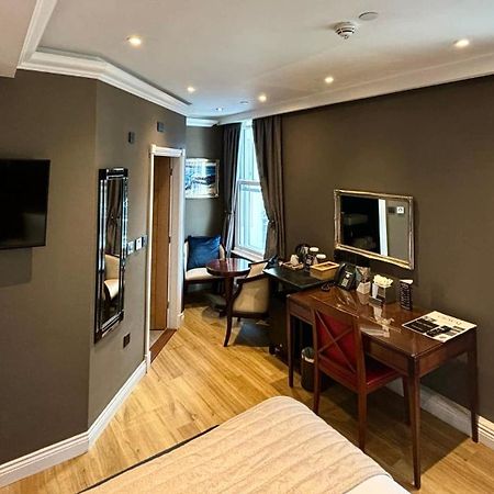 Halvard Hotel Дъглас Екстериор снимка