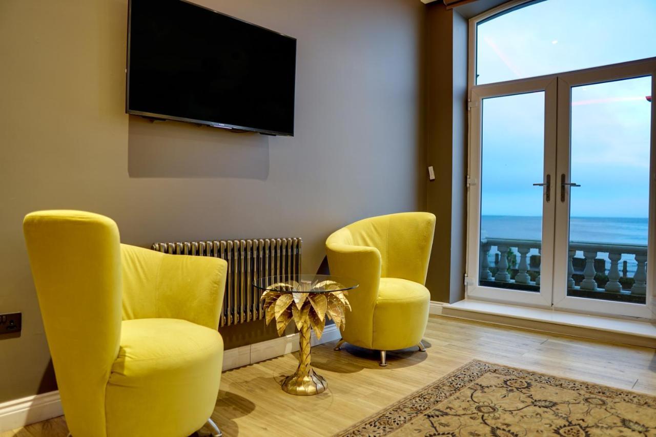 Halvard Hotel Дъглас Екстериор снимка