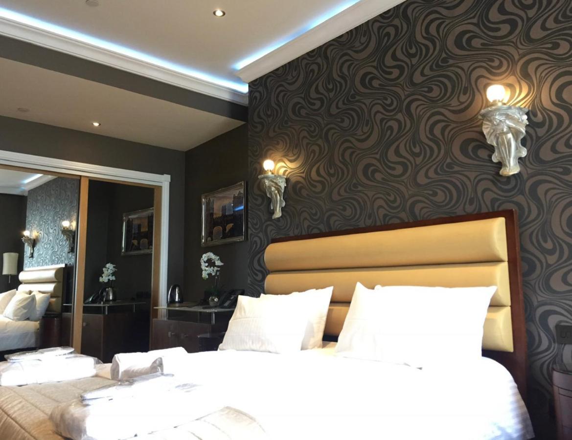 Halvard Hotel Дъглас Екстериор снимка