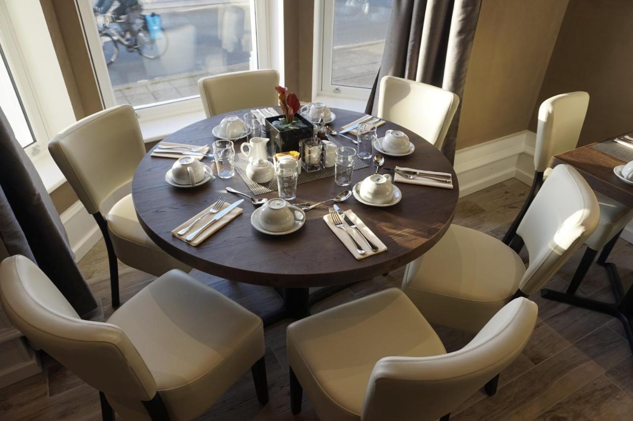 Halvard Hotel Дъглас Екстериор снимка